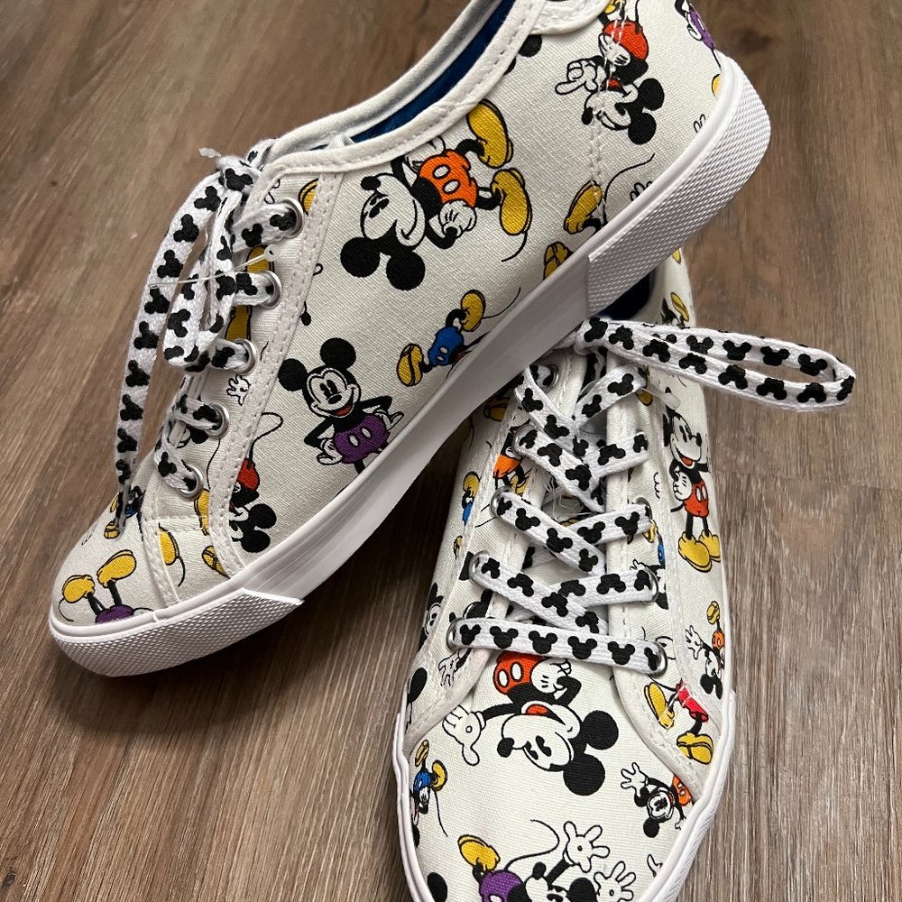 Women's Disney Mickey Mouse Shoes Size 9 Lace Up Sneakers